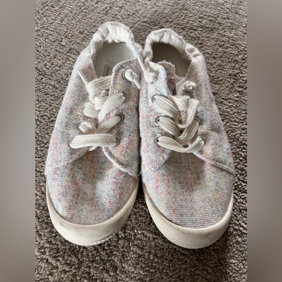 Pastel Tommy Bahama slip on sneakers size 7 - Picture 3 of 8